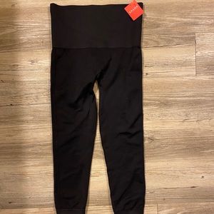 Spanx Essential Leggings Slimming Black